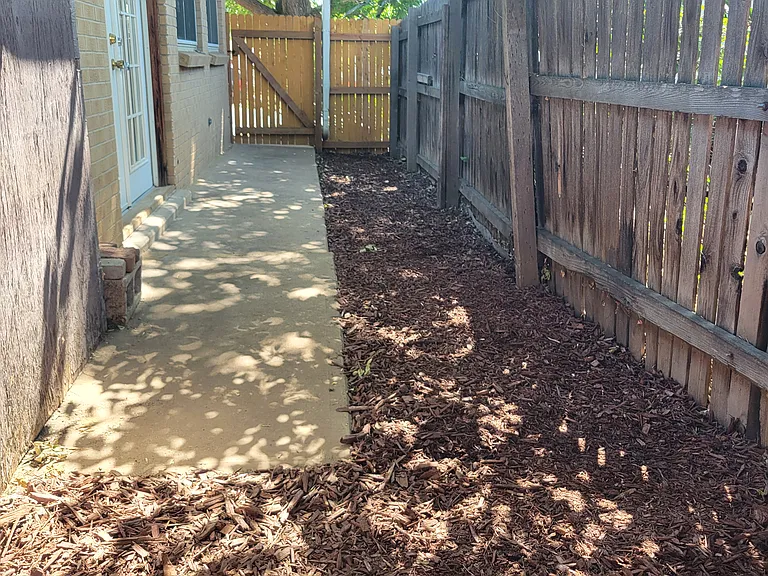 1051 S Perry St — Photo 12