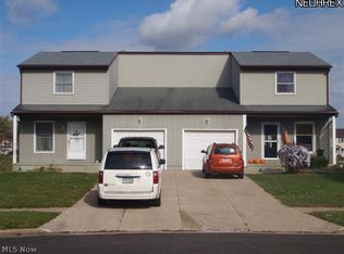 267-269 Woodmore St, Louisville, OH 44641