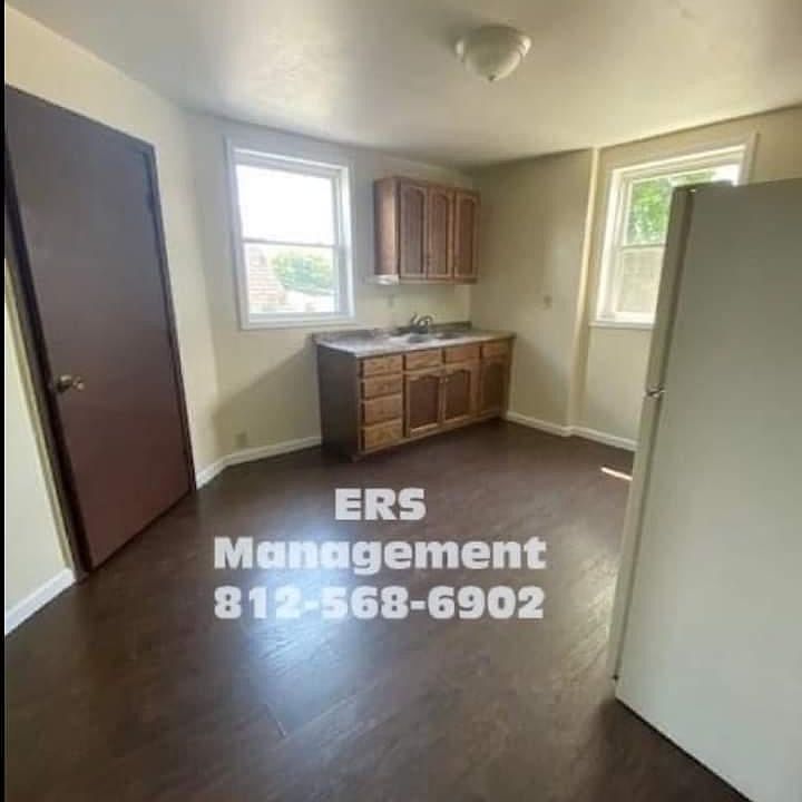 2nd image of 1224 N 1st Ave #D