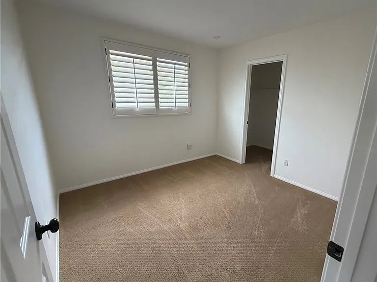 15 Field Point — Photo 31