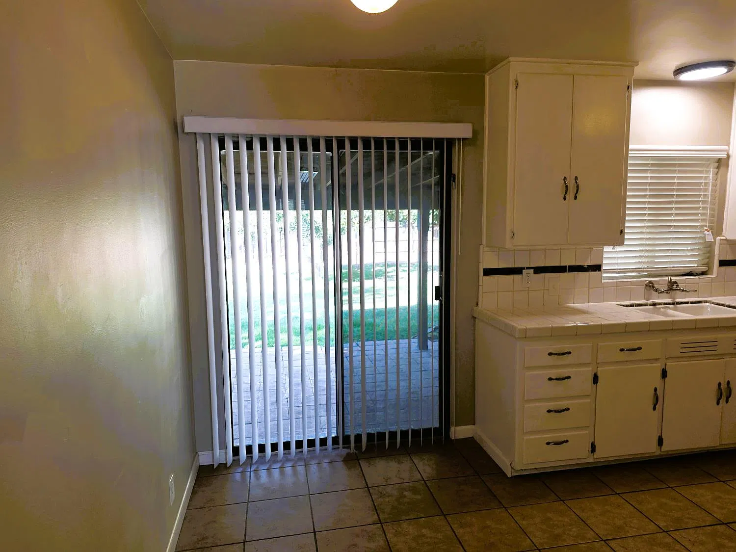 2 bed, 900 sqft, $1,795 — Photo 4