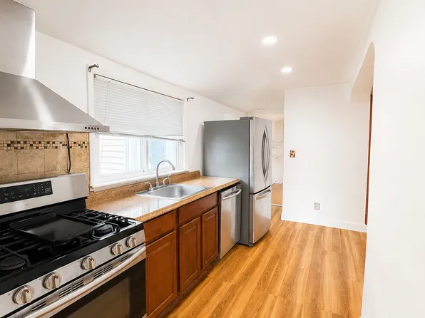 544 Linden Ave #1, Teaneck, NJ 07666