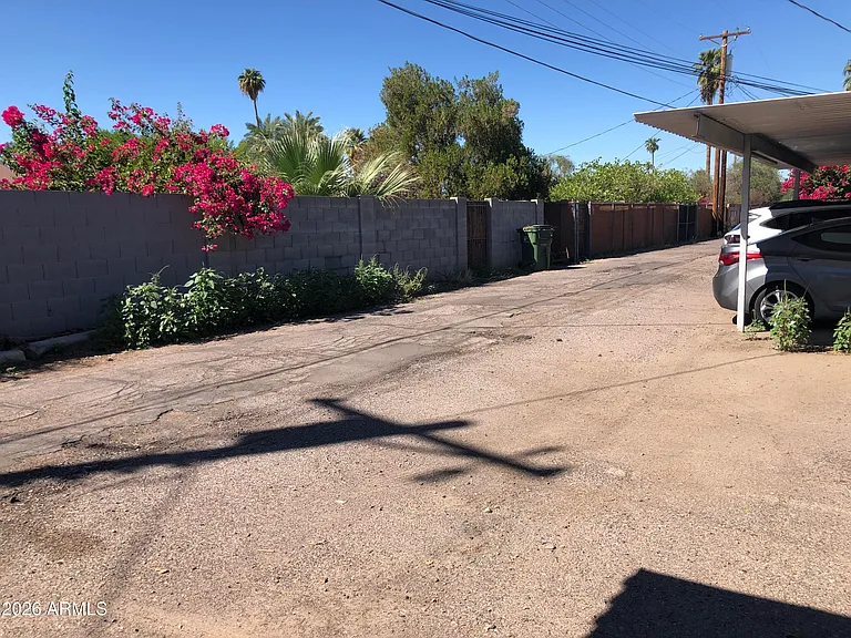 2020 S Granada Dr #5 — Photo 37