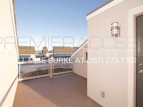 5th image of 412 N Front St Unit 22