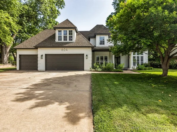 604 E Albuquerque St, Broken Arrow, OK 74011