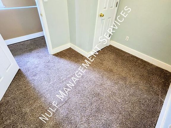 4th image of 125 Tuscola St #1