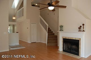 3rd image of 8103 Mactavish Way E