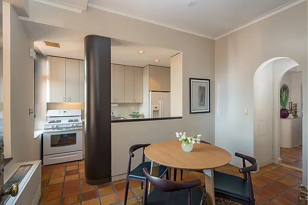 Sold by Stribling | media 7