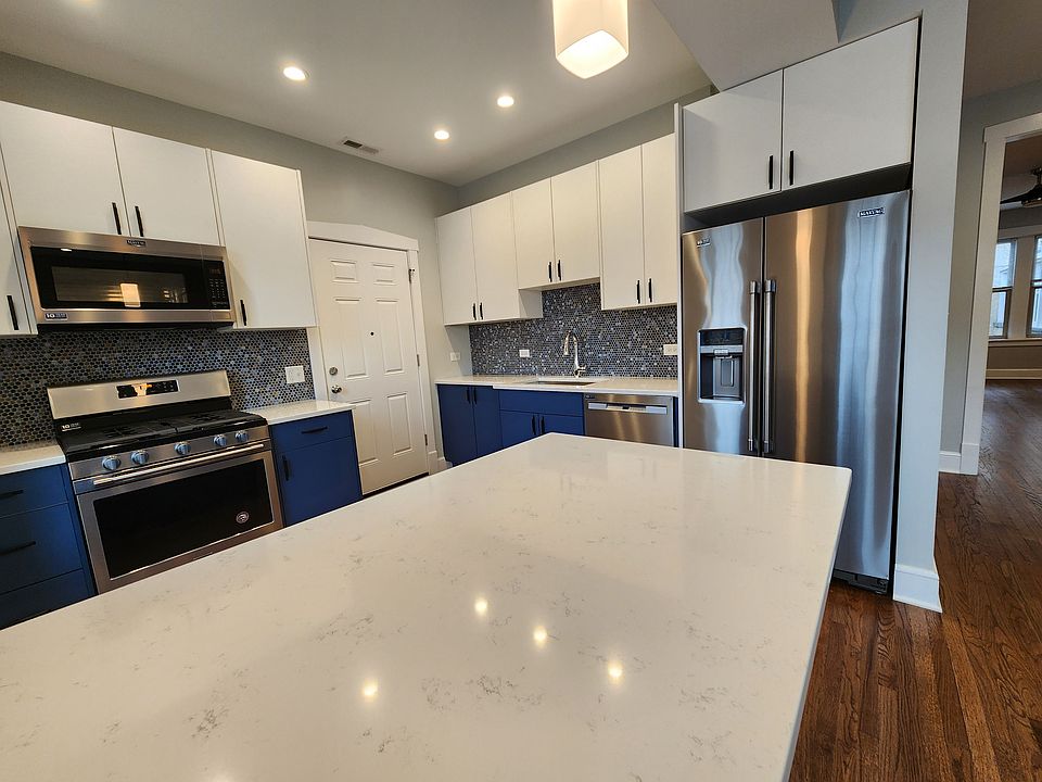 1st image of 227 Washington Blvd APT 1S
