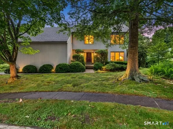 44 Overlook Avenue, Groton, CT 06355