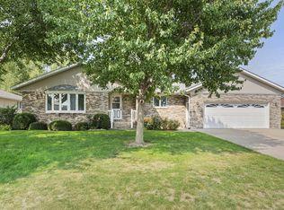 1306 5th St, Durant, IA 52747