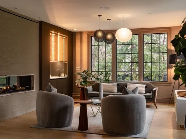 11 Brown St, Cambridge, MA 02138