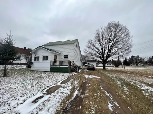 117 W Caspian Ave, Caspian, MI 49915