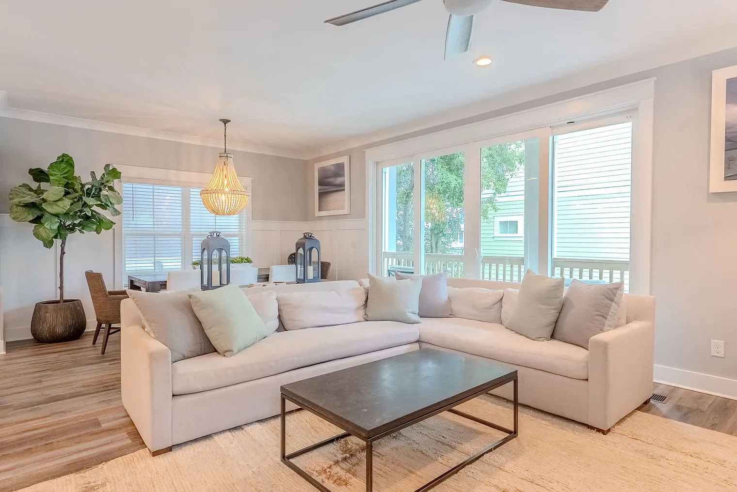 6 bed, 4.0 bath, 3100 sqft, $11,487 — Photo 1