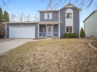 1015 Primrose Ln, Normal, IL 61761