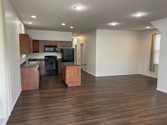 5th image of 934 Dr Martin Luther King Jr St #934
