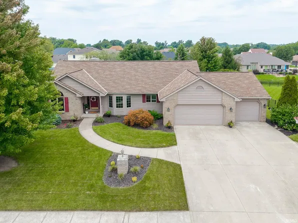 12725 Chancel Ct, Fort Wayne, IN 46845