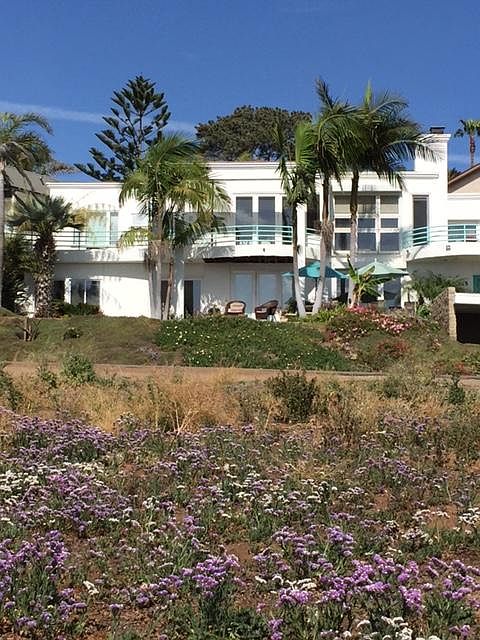 main home.....apt with total ocean view up driveway