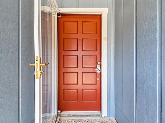 3rd image of 5434 Oakhaven Ln #A