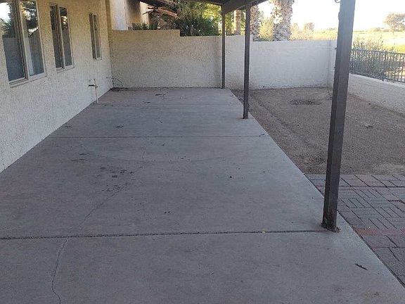 3rd image of 1734 S Pecos Dr