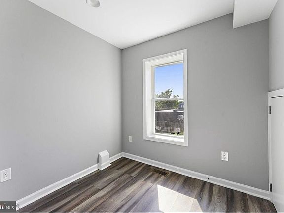 5th image of 624 20th St NE Unit A