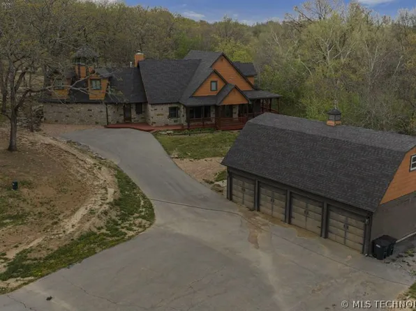 28255 E 6th Pl, Catoosa, OK 74015