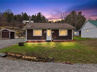 17 McClure Ln, Huntsville, ON P0B 1L0