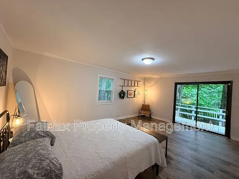 6906 Baywood Dr — Photo 9