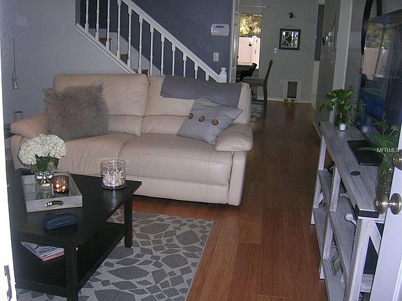 4th image of 9044 Antigua Dr
