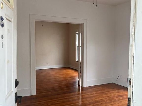 2nd image of 1456 W Allen Ave APT B