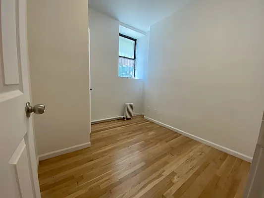 Rented by J PRESTON AND ASSOCIATES INC | media 14