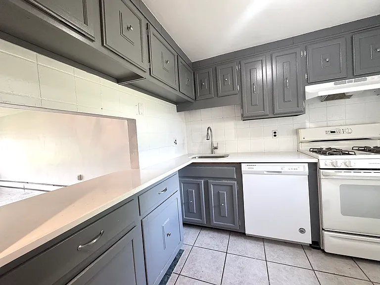 315 Neponset St #66 — Photo 1