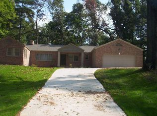 277 W Park Ave, Mooresville, NC 28115