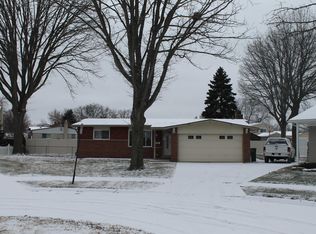 12301 Kent Ct, Southgate, MI 48195