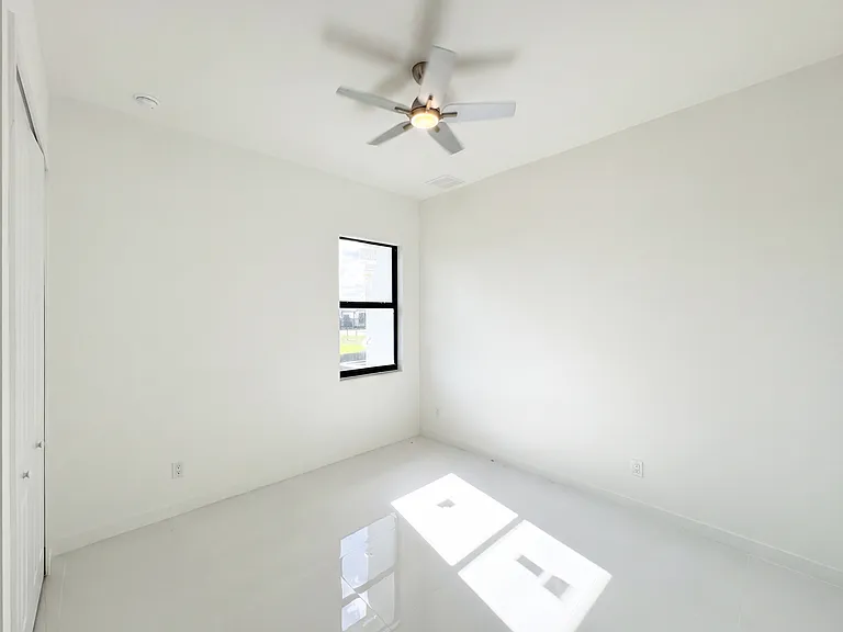 477 Rayford St — Photo 21