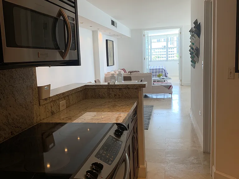 905 Brickell Bay Dr #630 — Photo 11