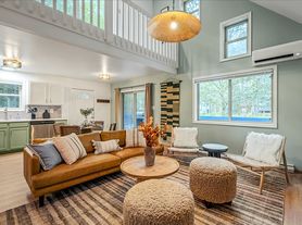 109 Rising Sun Ct, Pocono Lake, PA