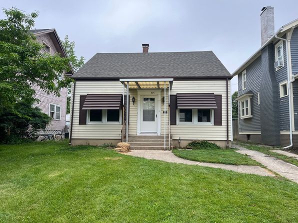 226 S Cornell Cir