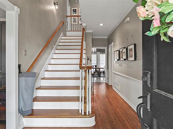 2nd image of 1314 O'Shannon Ln