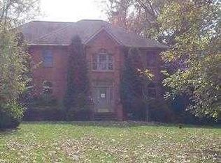 8035 Briarwood Ct, Canfield, OH 44406