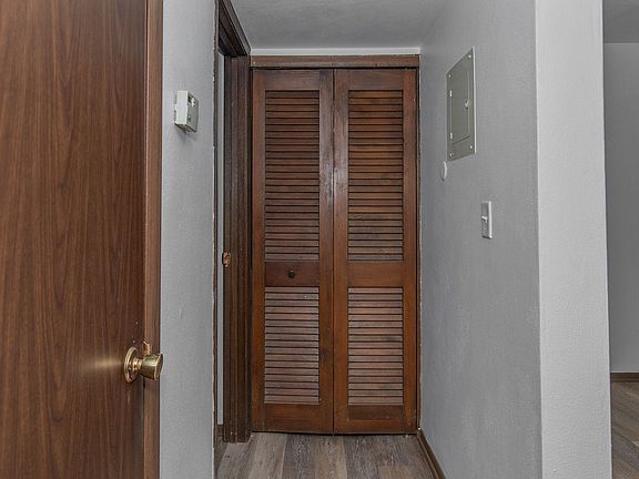 2nd image of 2415 Jebens Ave APT 9