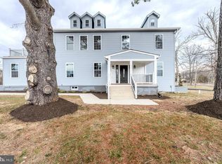 12300 Braddock Rd, Fairfax, VA 22030