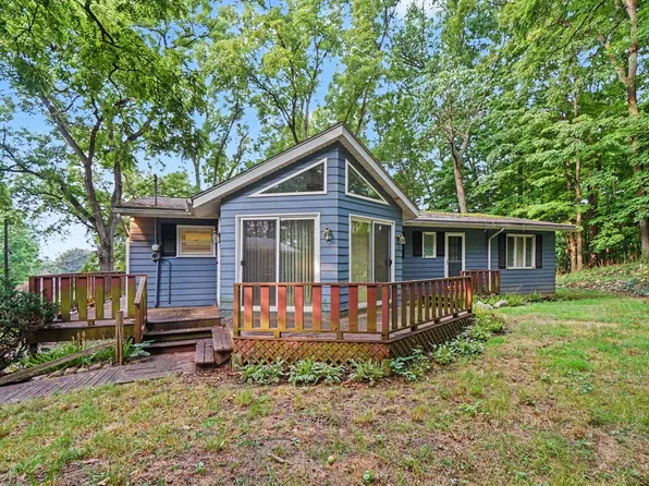 400 W Jackson St, Augusta, MI 49012