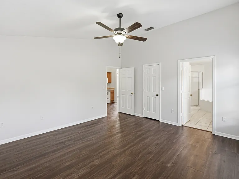 2368 Sweetwater Blvd — Photo 18