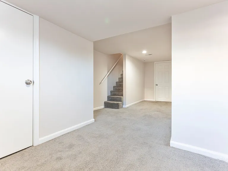 1514 N Luzerne Ave — Photo 20