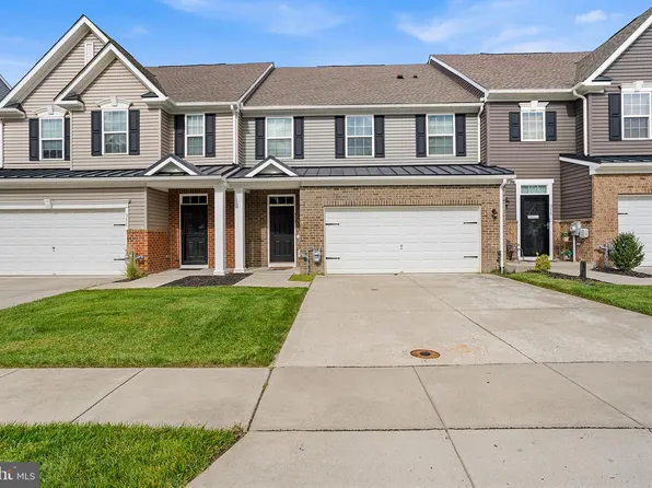 313 Hidden Acres Ln, Moorestown, NJ 08057
