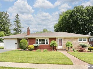 604 Lake Ave, Oradell, NJ 07649