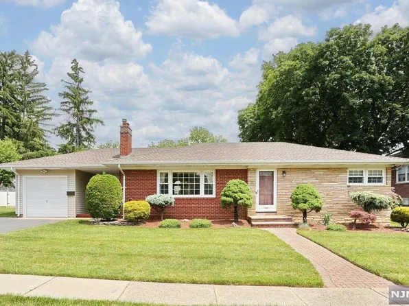 604 Lake Ave, Oradell, NJ 07649