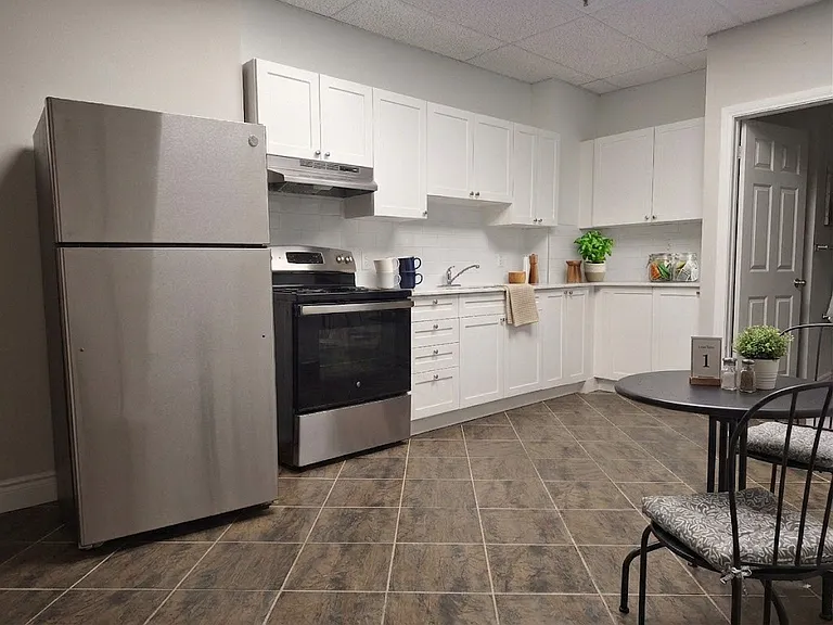 88 York St #105 — Photo 5