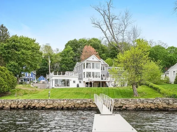 471 Main St, Amesbury, MA 01913
